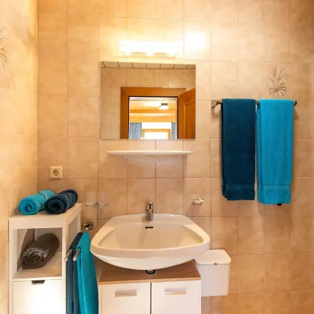 Mayrhofen Near Horbergbahn Appartement *